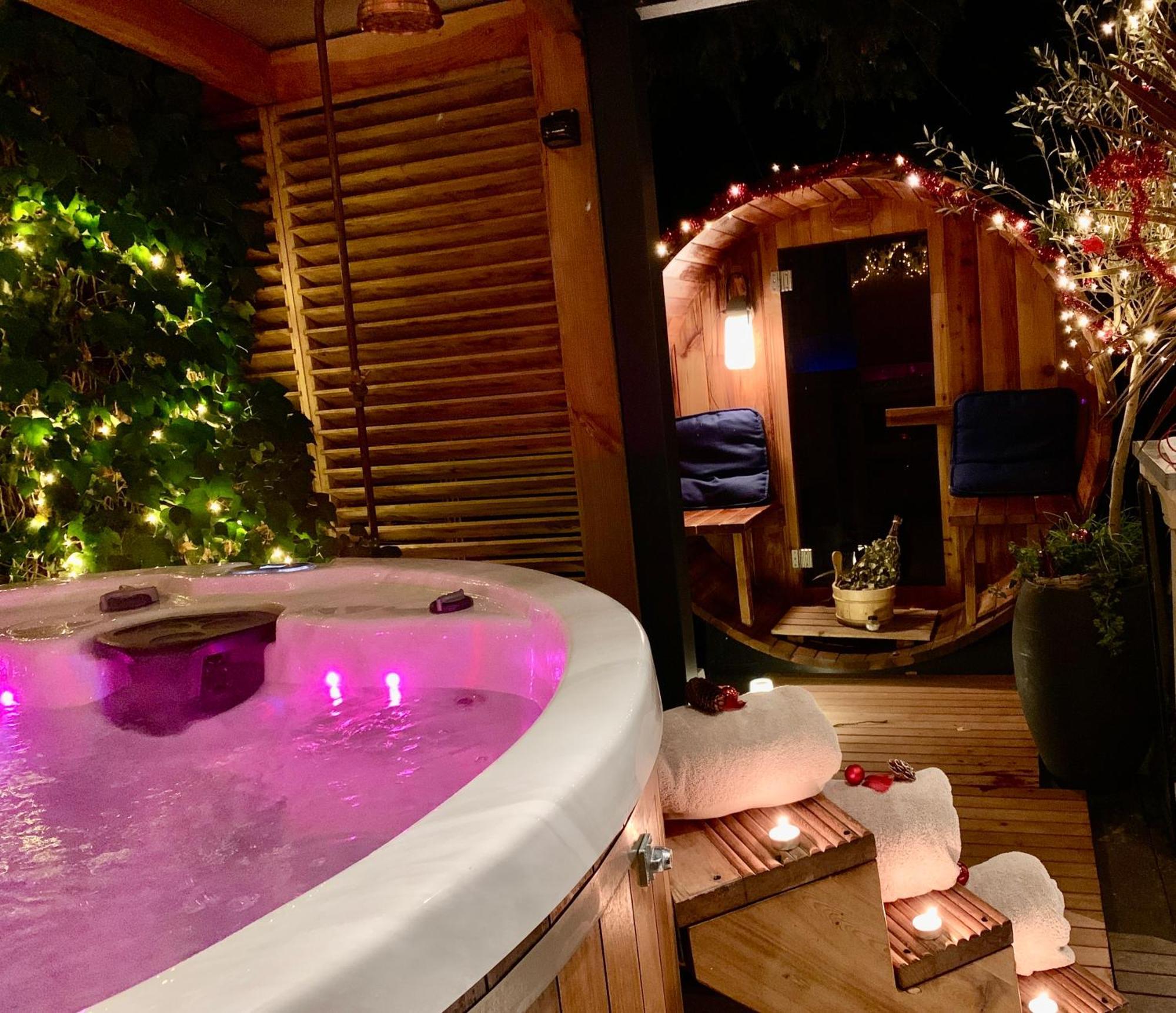 Romantisch Wellness Appartement Met Prive Hottub Sauna Gamesroom Den Ham エクステリア 写真